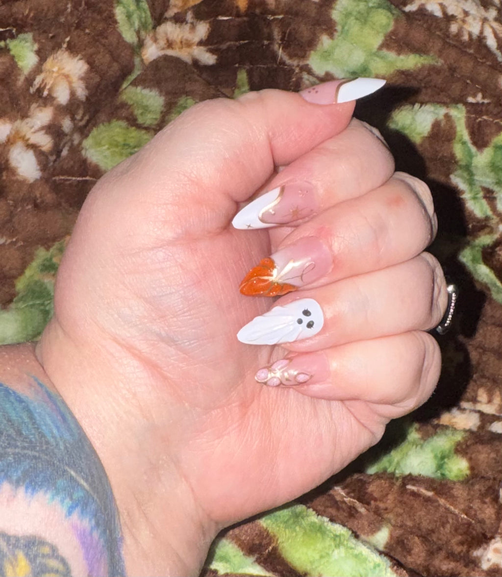 The Golden Ghouls Press-On Nails Short