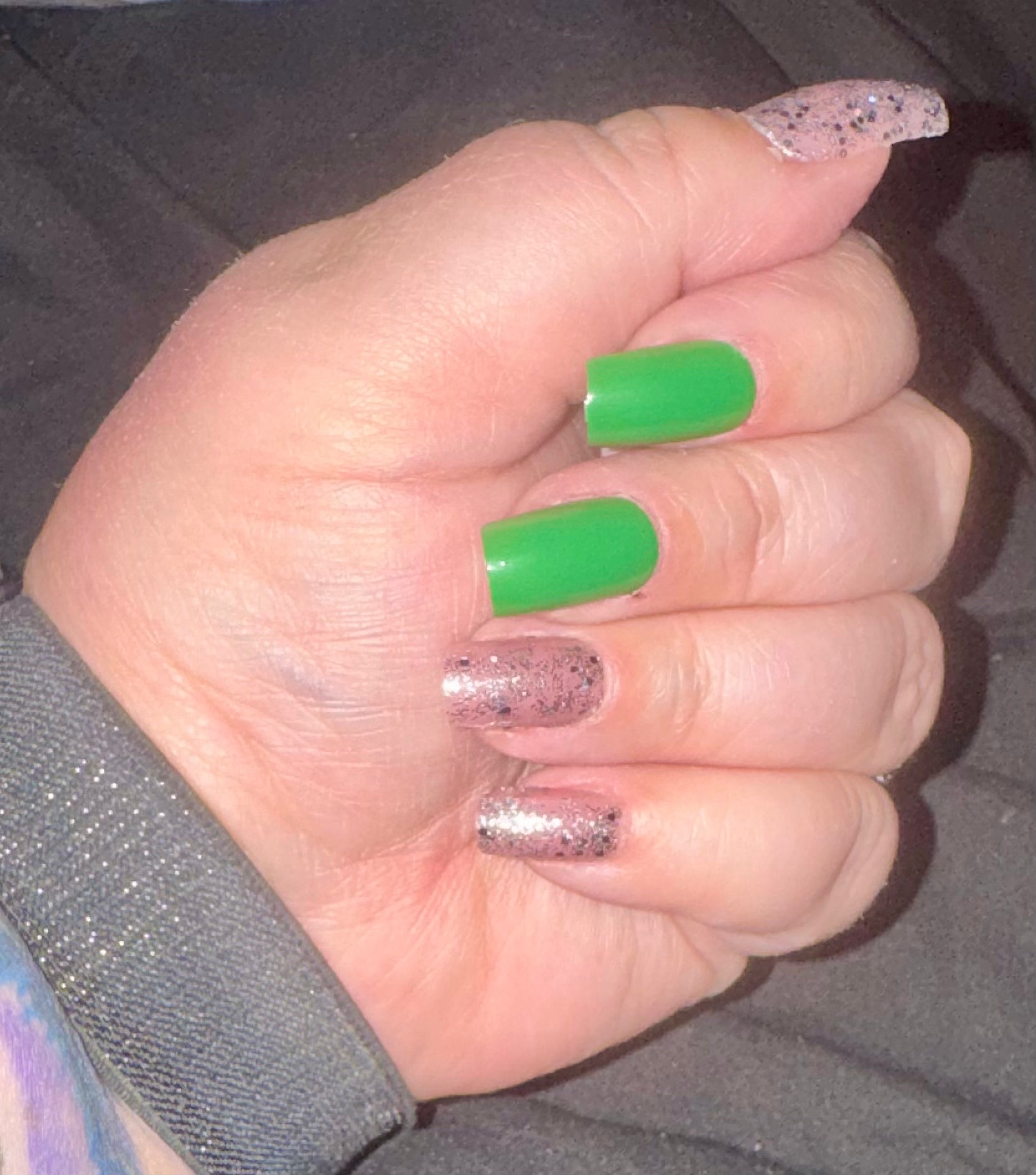 Green With Envy Press-On Nails Short/Medium