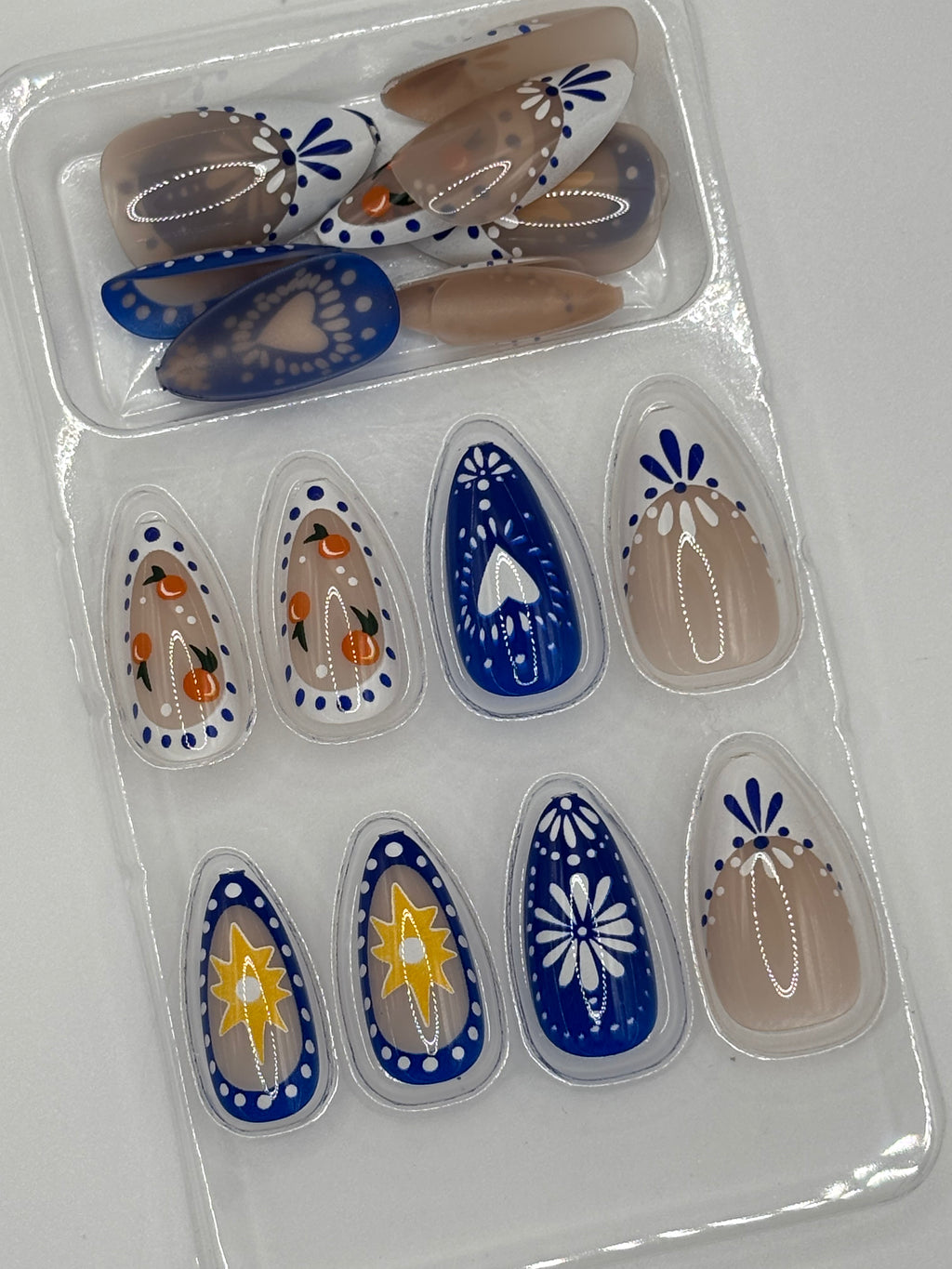 Cantina Cutie Press-On Nails Medium