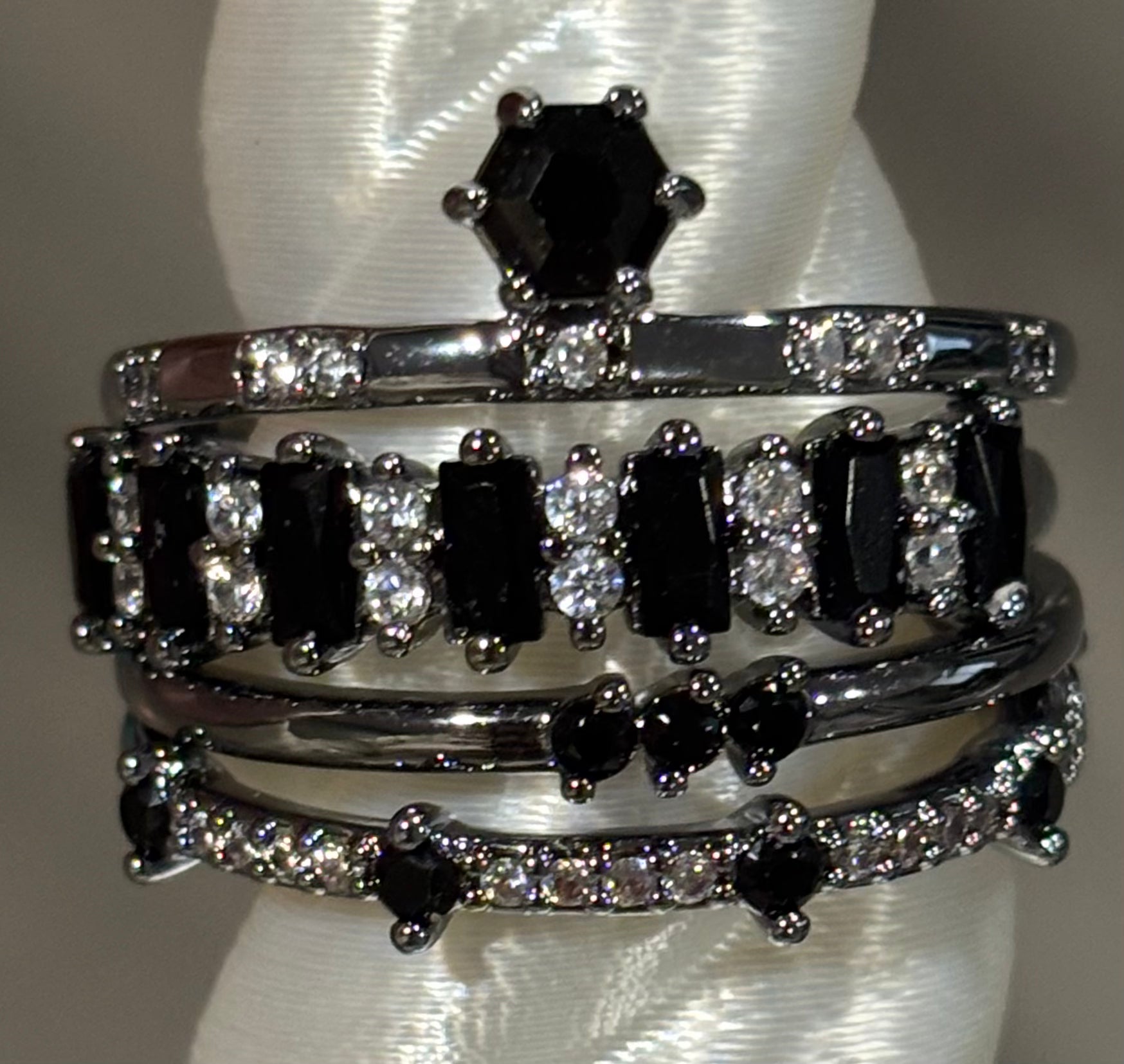 Delicates Joy In Quiet Company Size 9