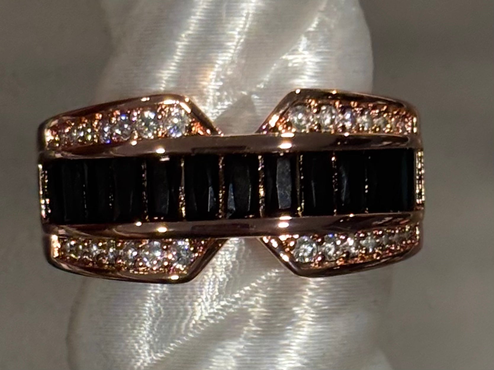 BP A Scintillating Circle Size 9