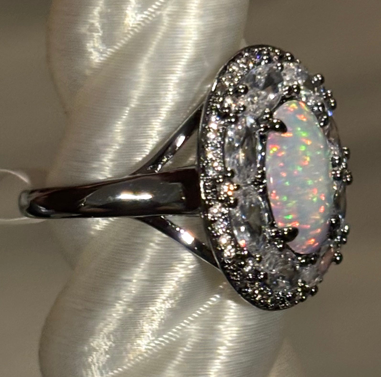 RG Ring Me In Light Size 8