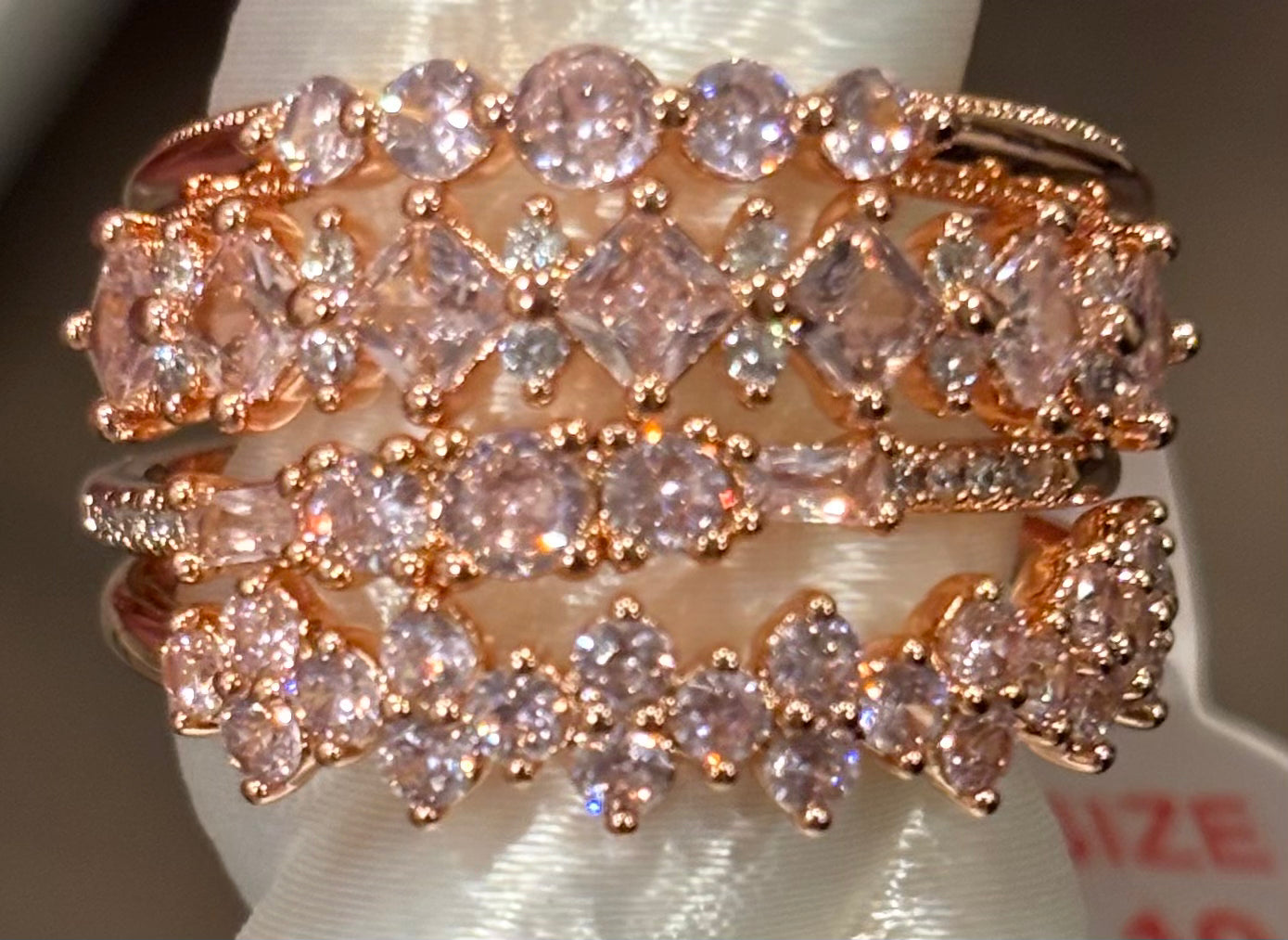 Delicates Wings Spread Across Endless Dawn Size 10