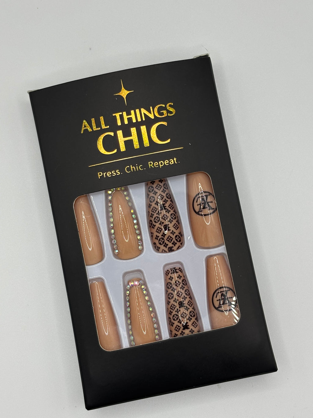 Bad & Bougie Press-On Nails Long