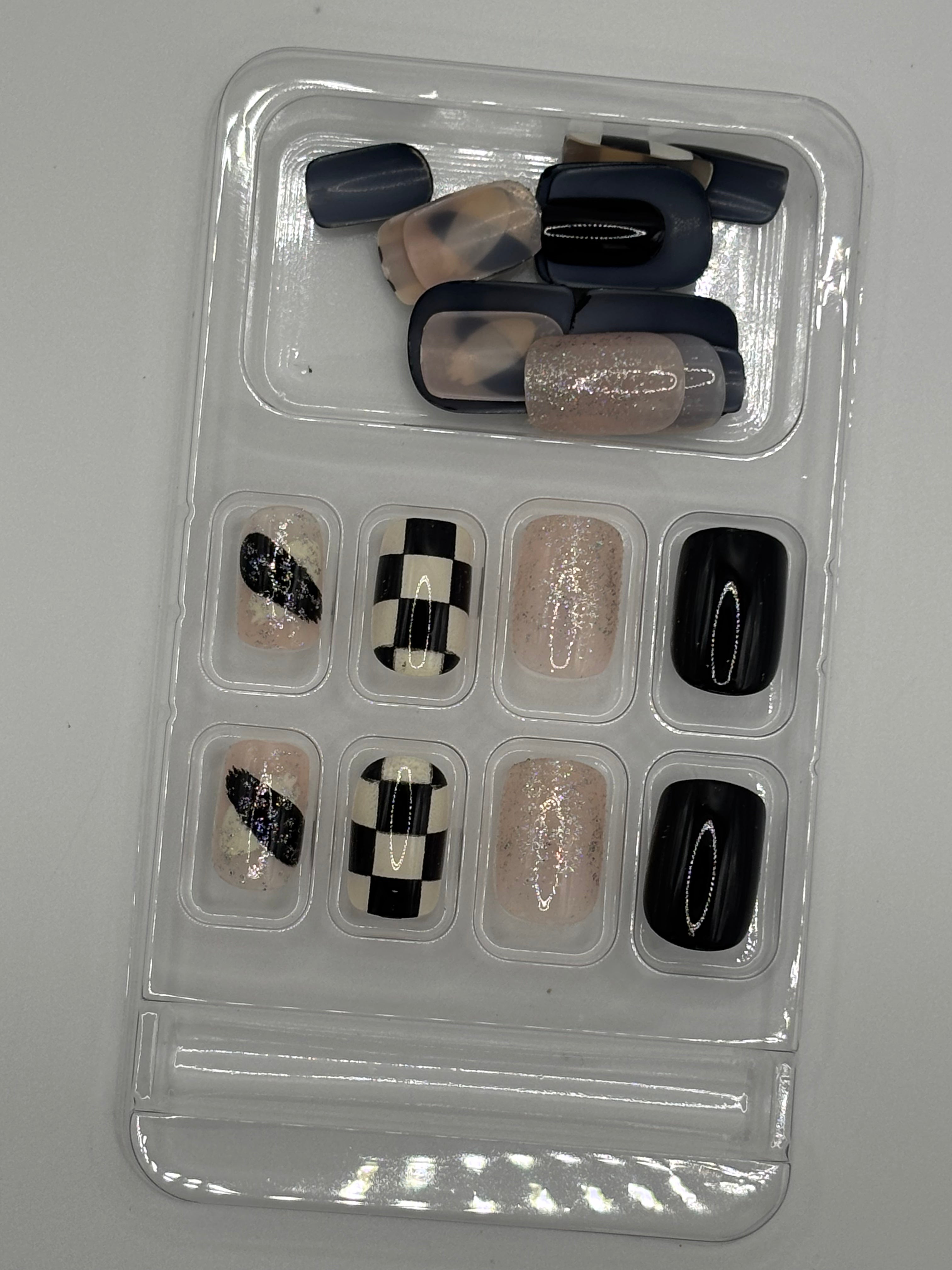 Check Me Out Press-On Nails Short