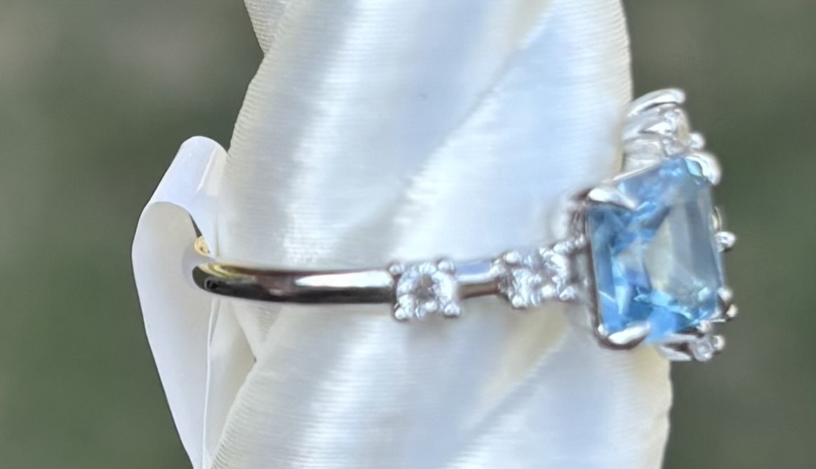BP Blue Topaz Size 6