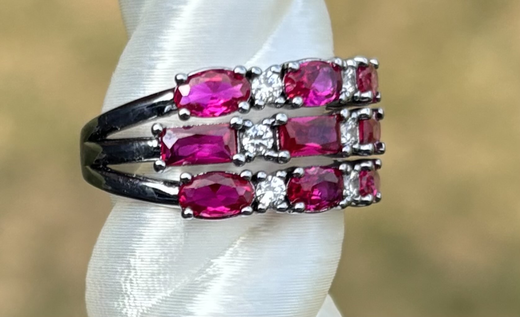 BP Basking In Ruby Radiance Size 7