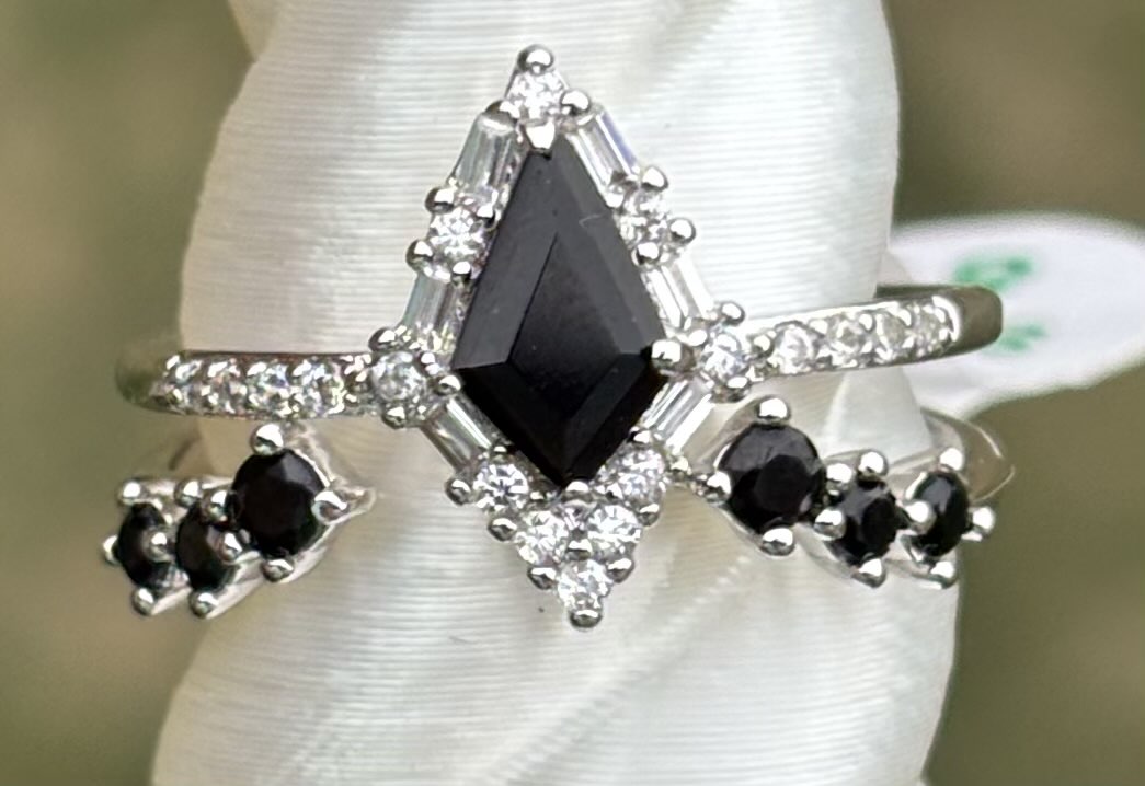 BP Dreaming Of Jewels Size 8
