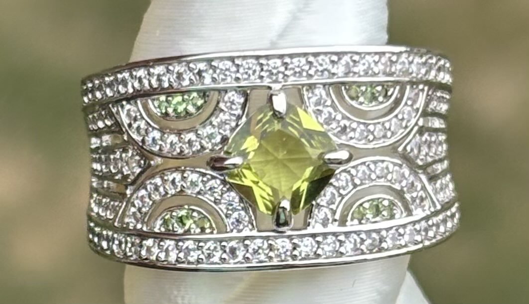 BP Lime Luxe Size 7