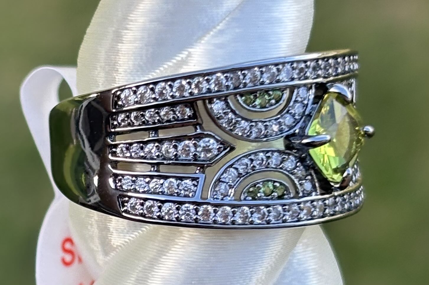 BP Lime Luxe Size 10 (August Birthday)