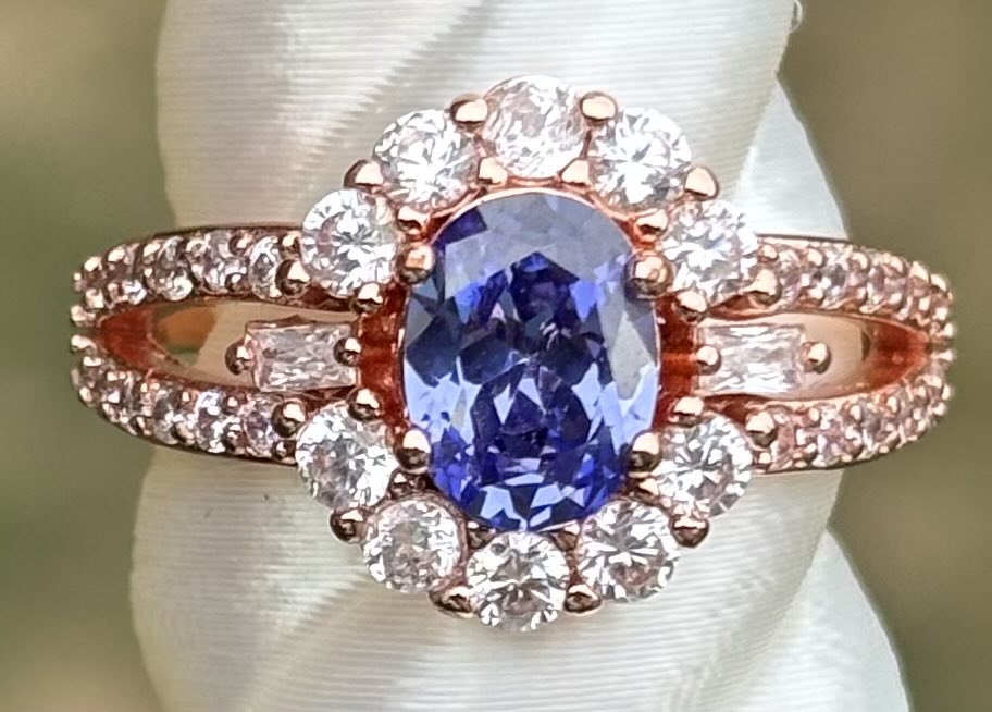 BP Tanzanite Size 8