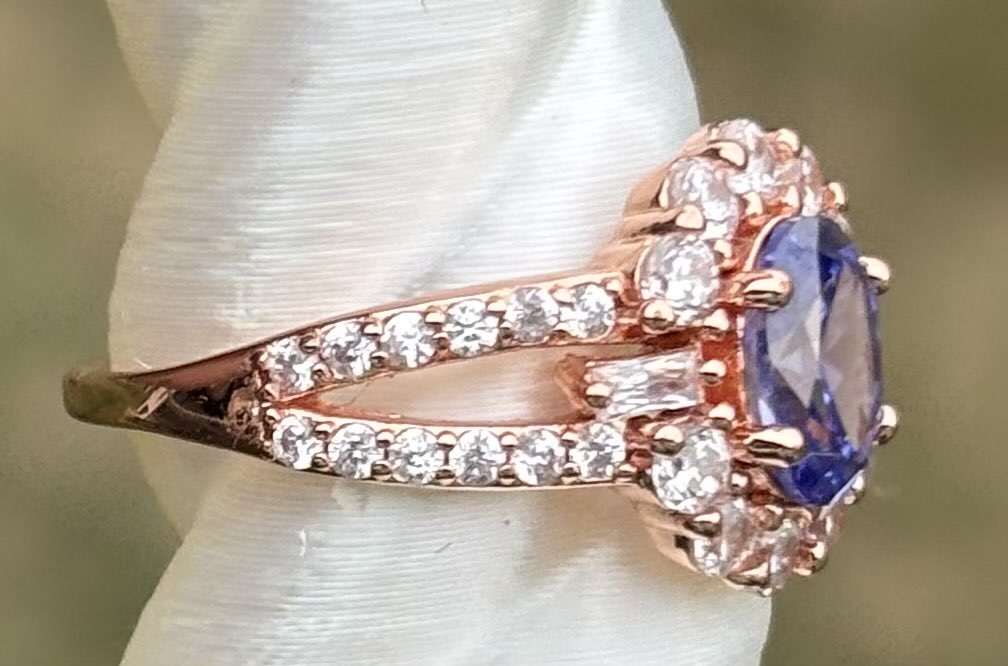 BP Tanzanite Size 8