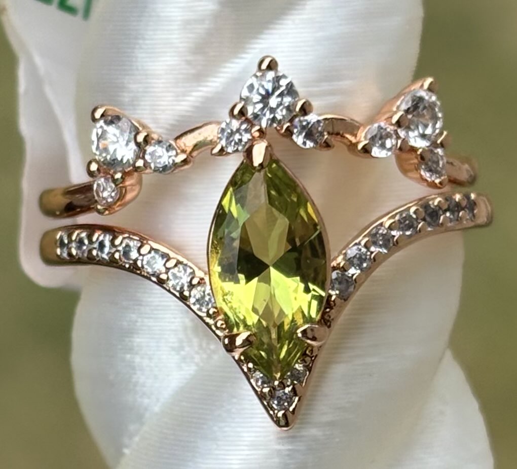 BP Peridot Size 8 (August Birthday)