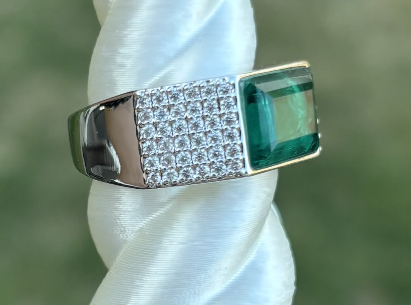 BP Emerald Cubic Zirconia Size 7