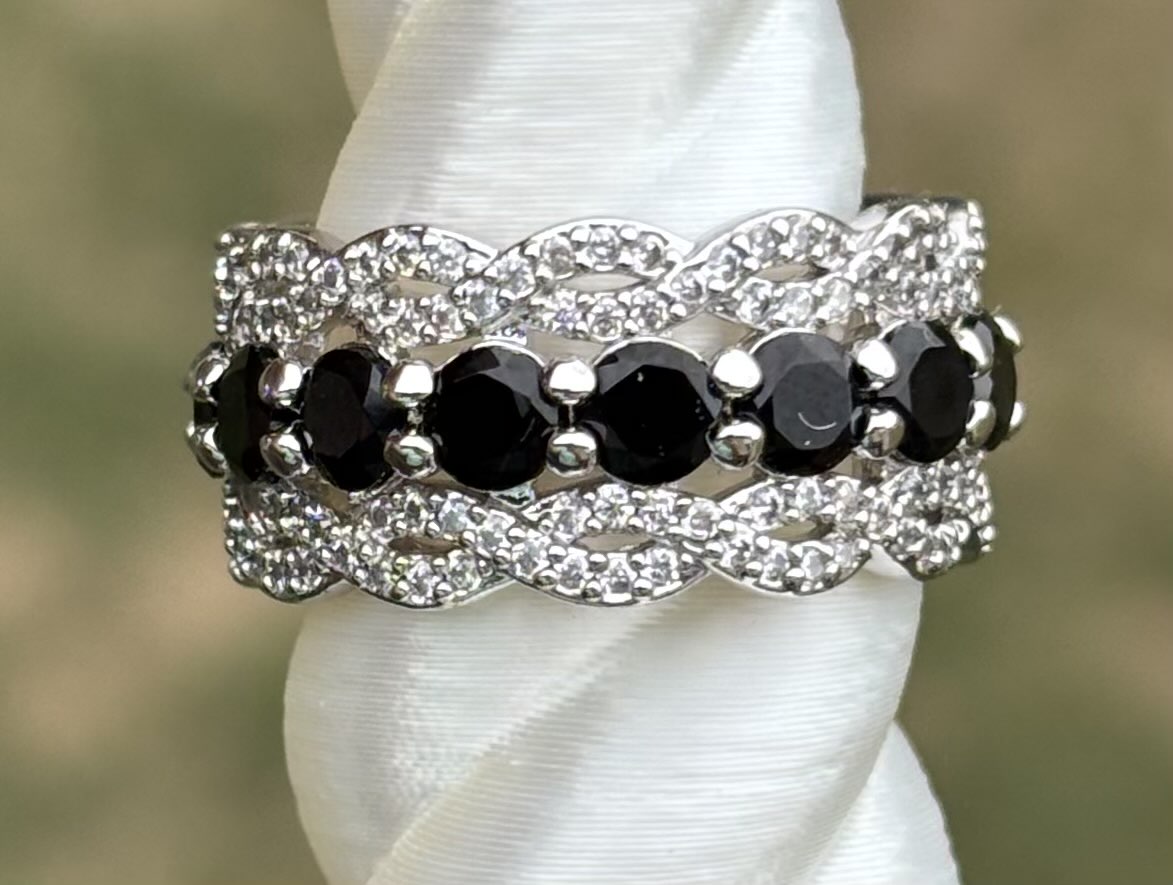 BP Black Onyx Size 7