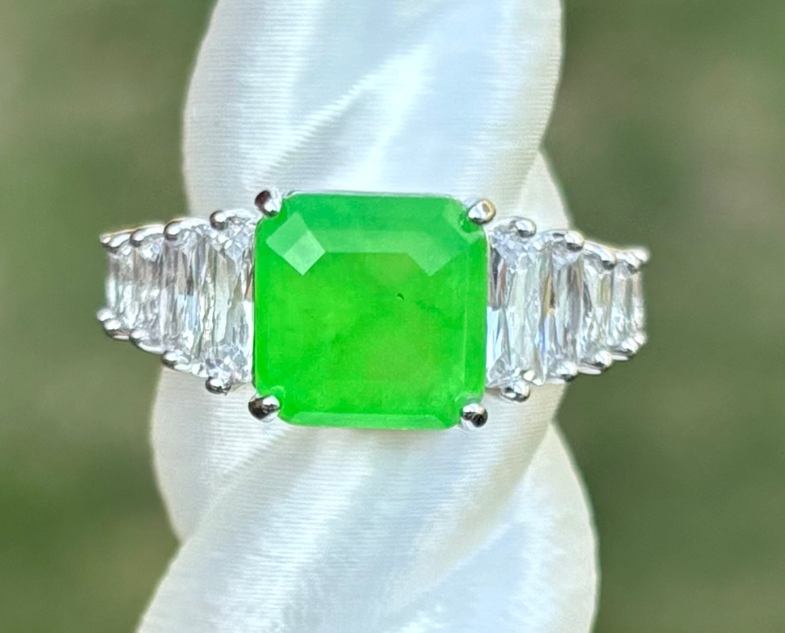 BP Peridot Size 7