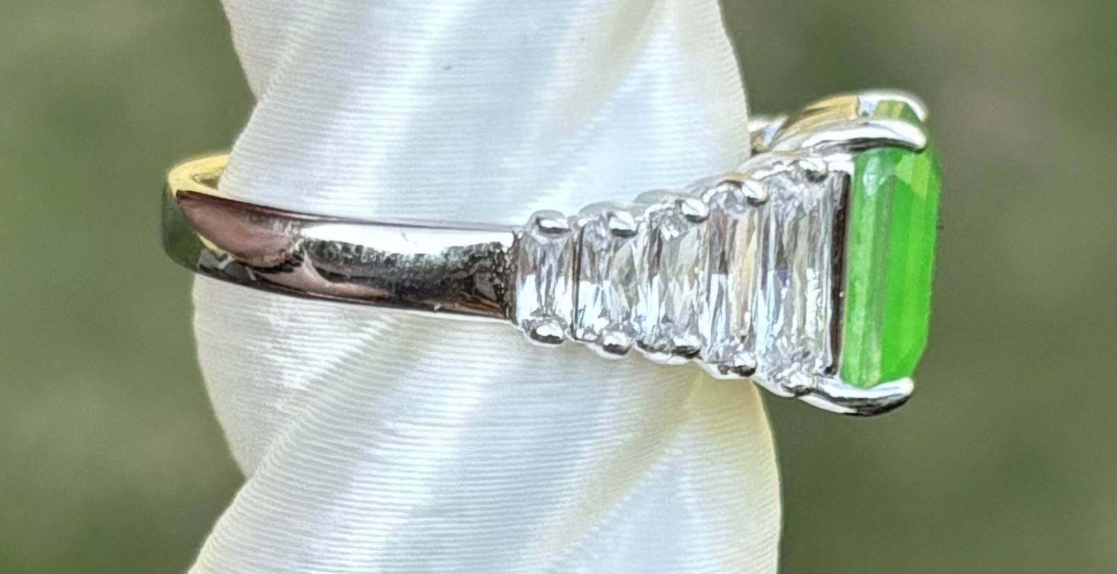 BP Peridot Size 7
