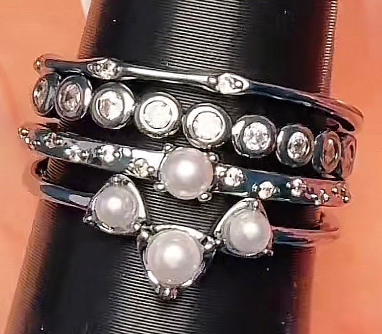 Delicates Dream Dancing on Quiet Wings-Hematite CZ & Pearl