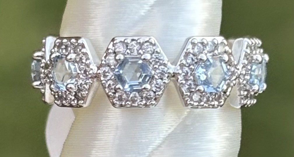 BP Free The Inner You Size 6