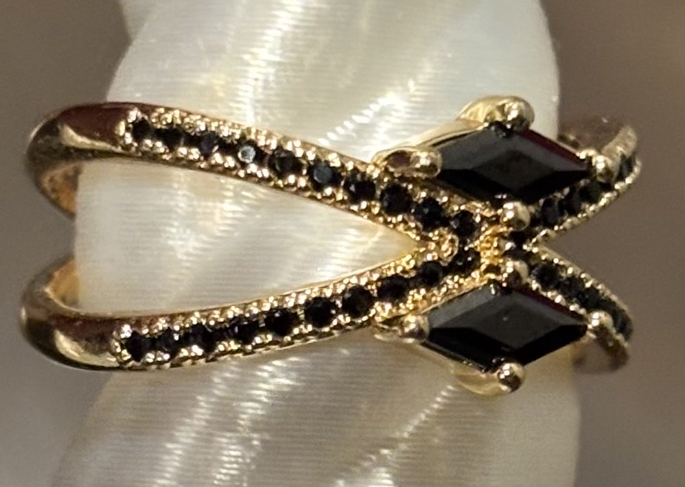 BP Black Onyx Gold Ring Size 7