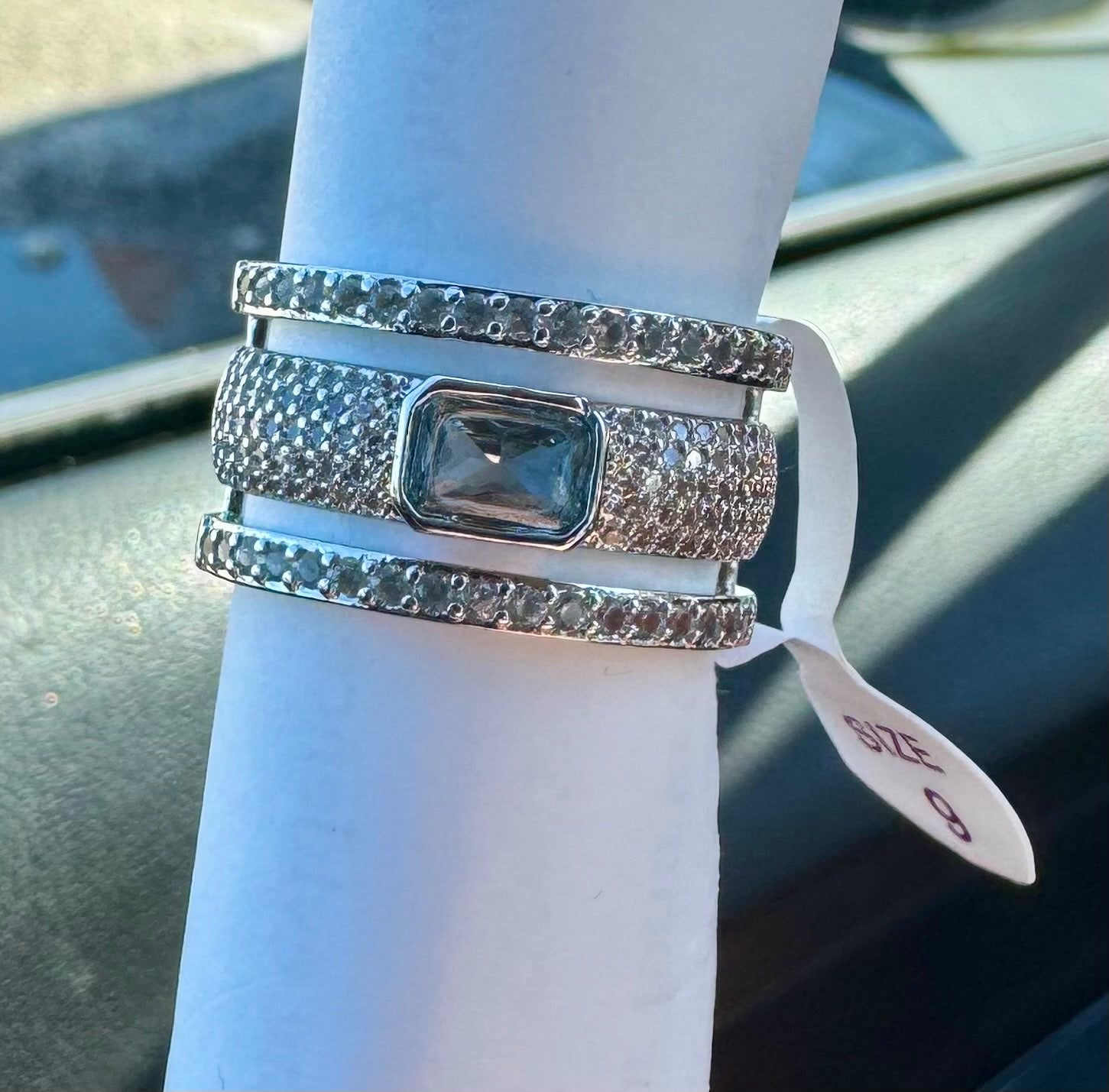 BP It's Simply A Moment Size 9