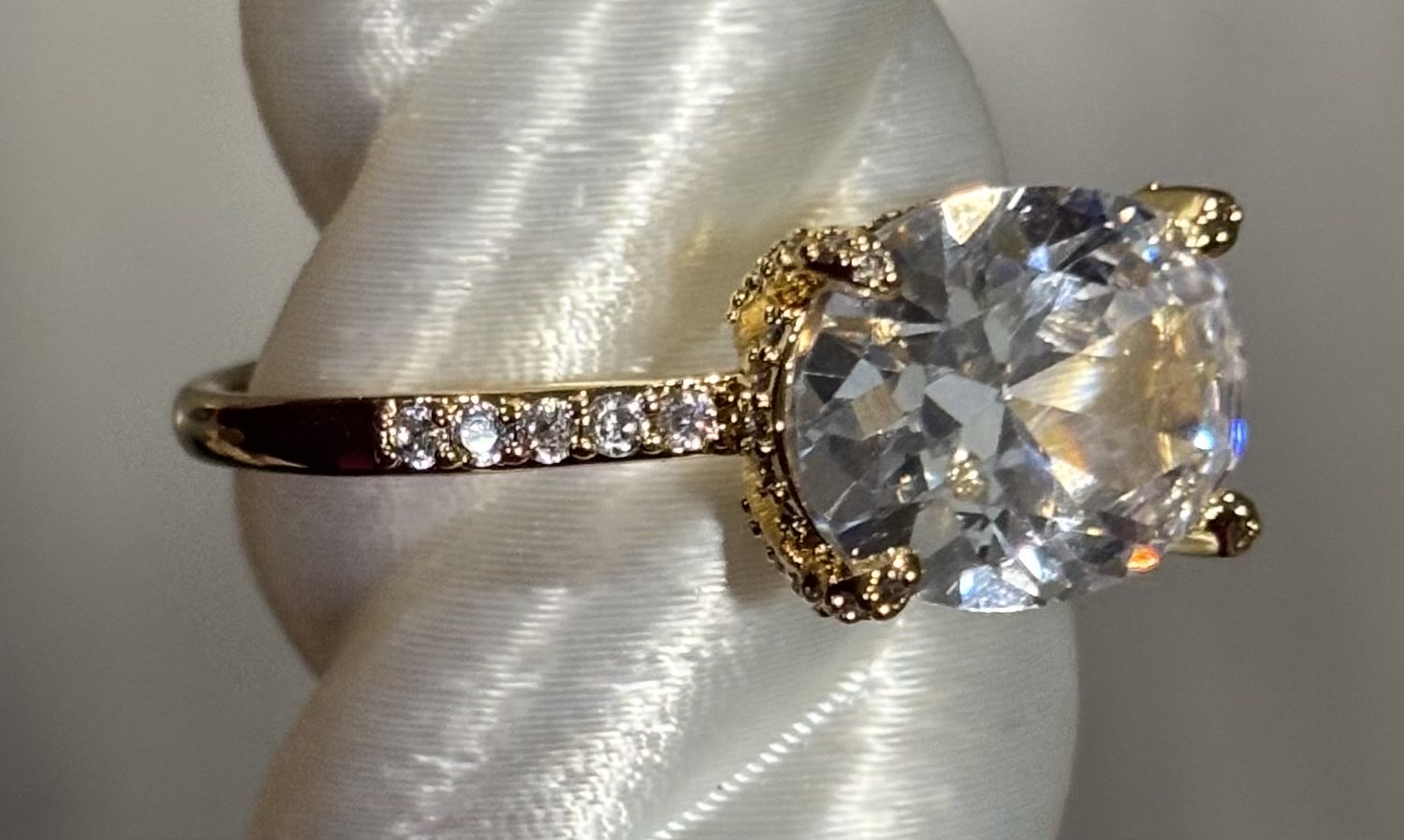 BP Embrace Your Inner Light Size 11