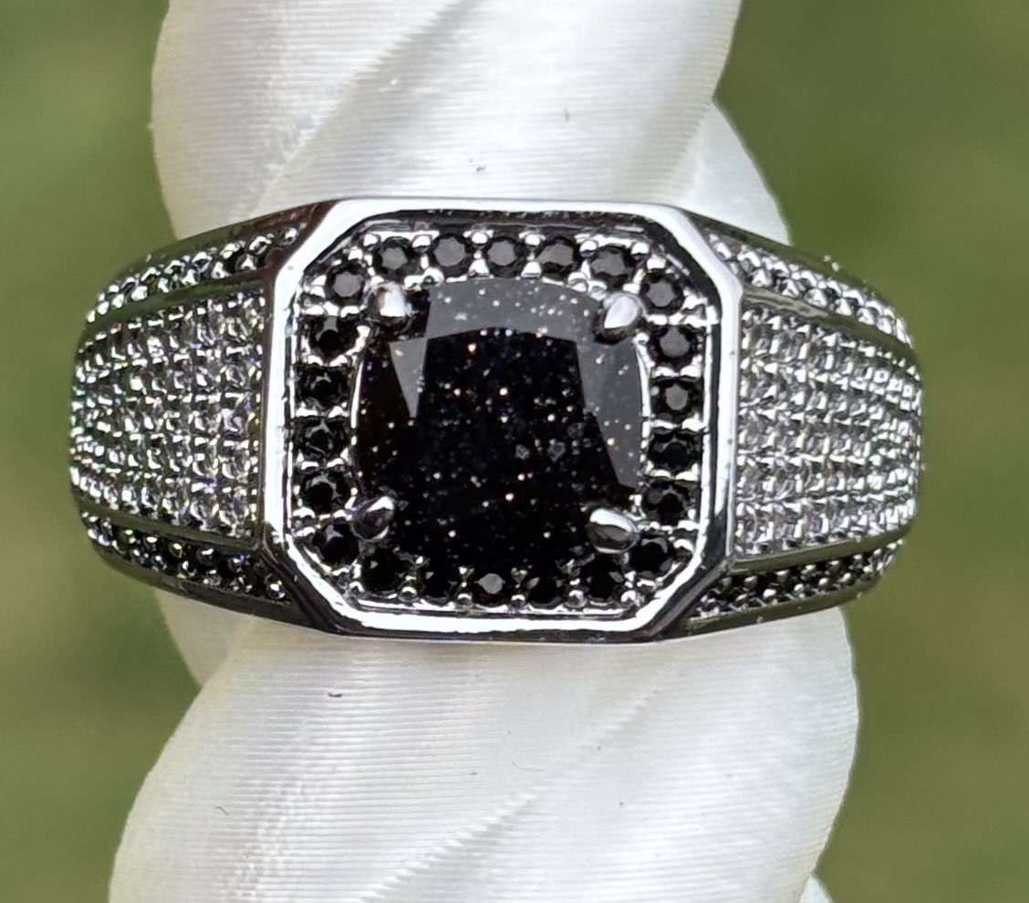 BP Danger Dressed Well Size 11 Untamed Collection