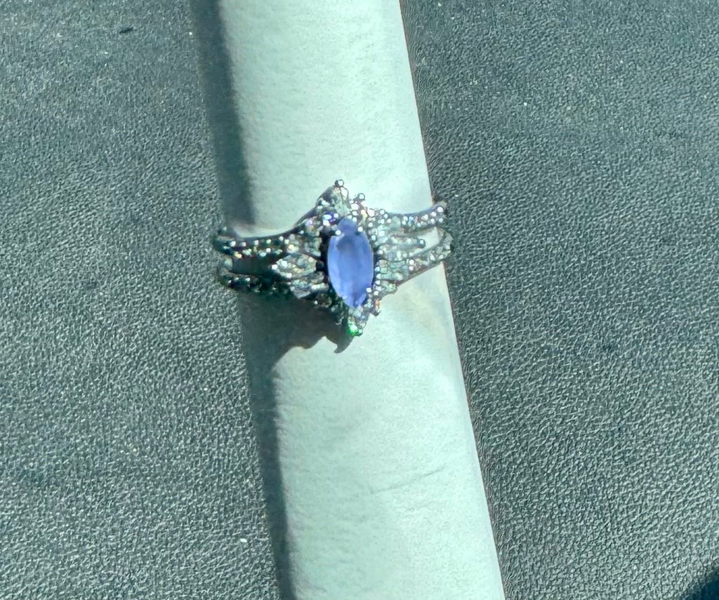 BP Into the Glow Size 9