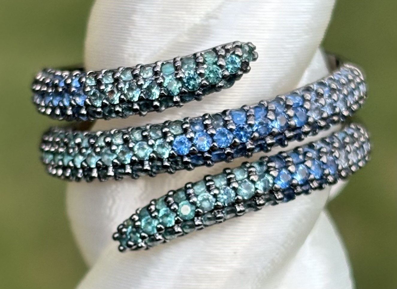 BP A Neverending Tail Size 10