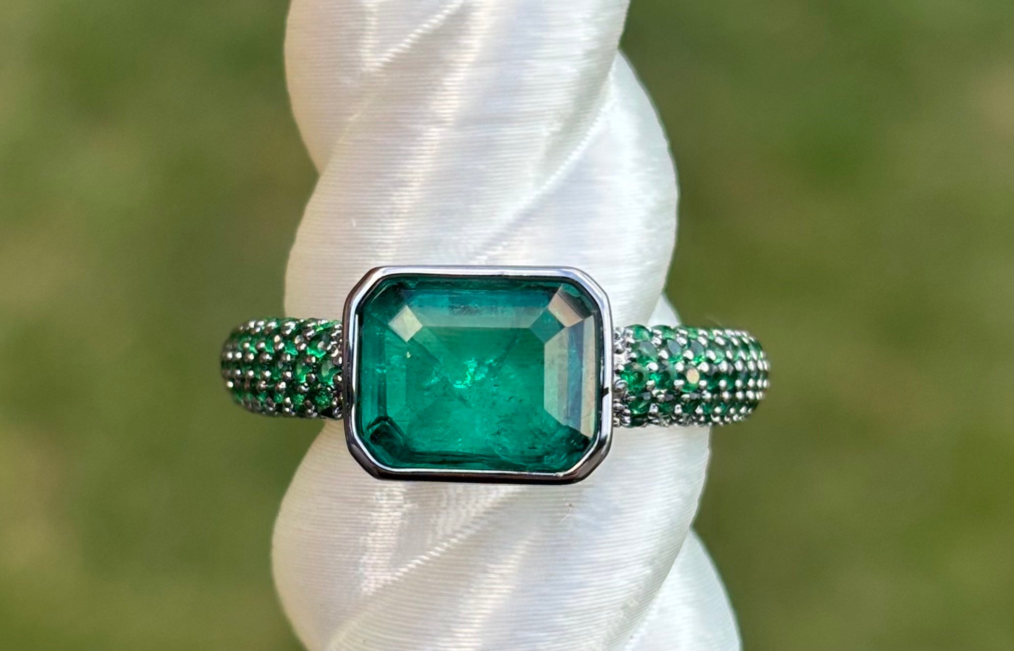 BP Luxe In Leaves Size 10