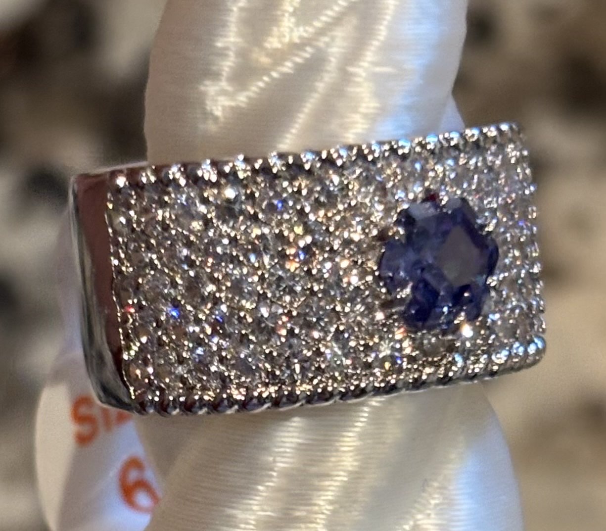 BP She's Beauty And Grace Size 6