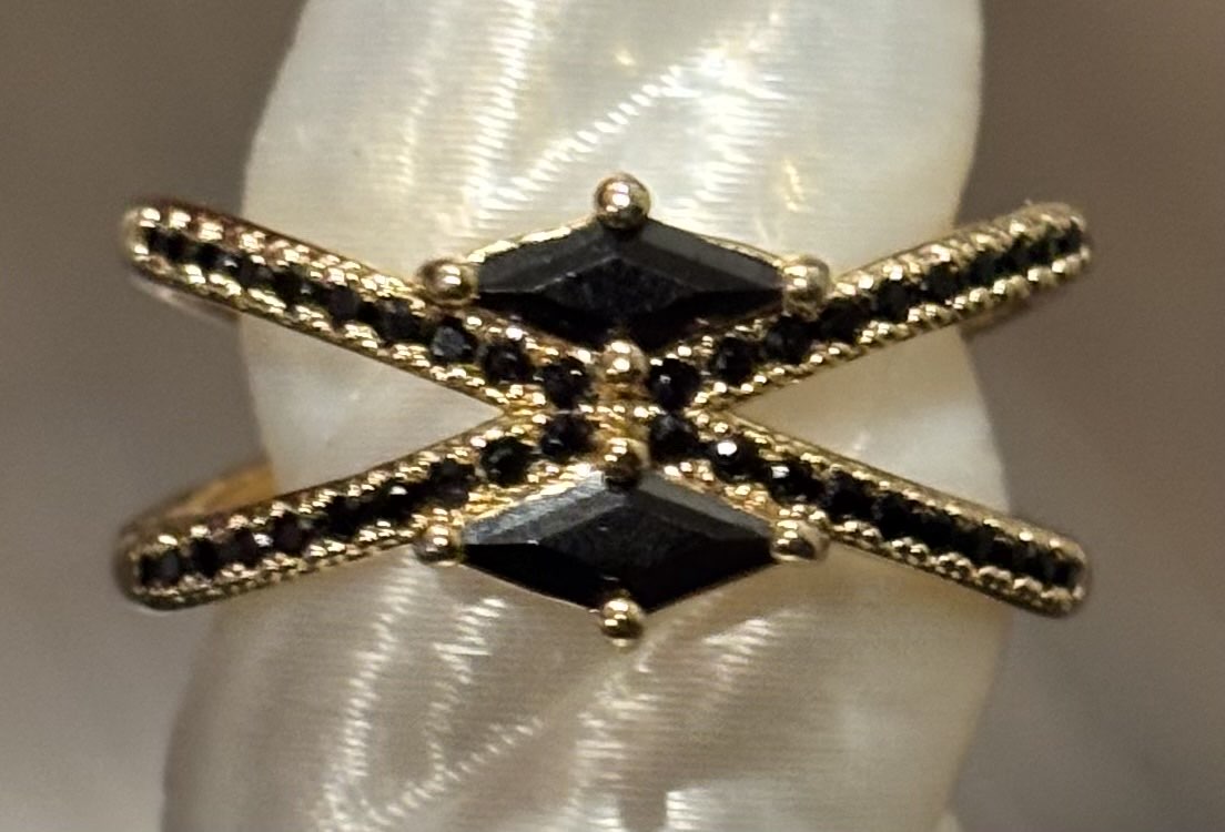 BP Black Onyx Gold Ring Size 7