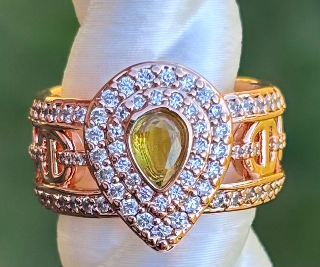 BP Shimmering Mornings Size 6