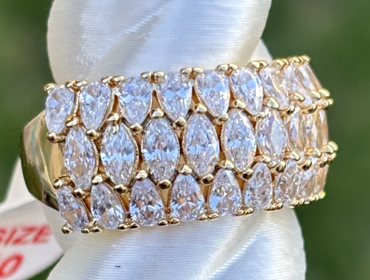 BP A Show Stopping Beauty Size 10