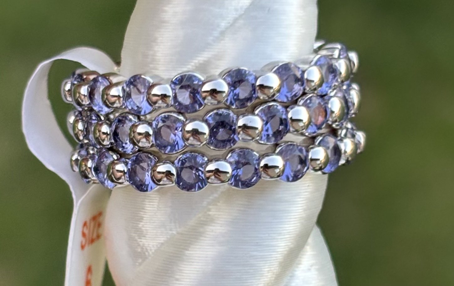 BP Farmhouse Unicorn Size 6