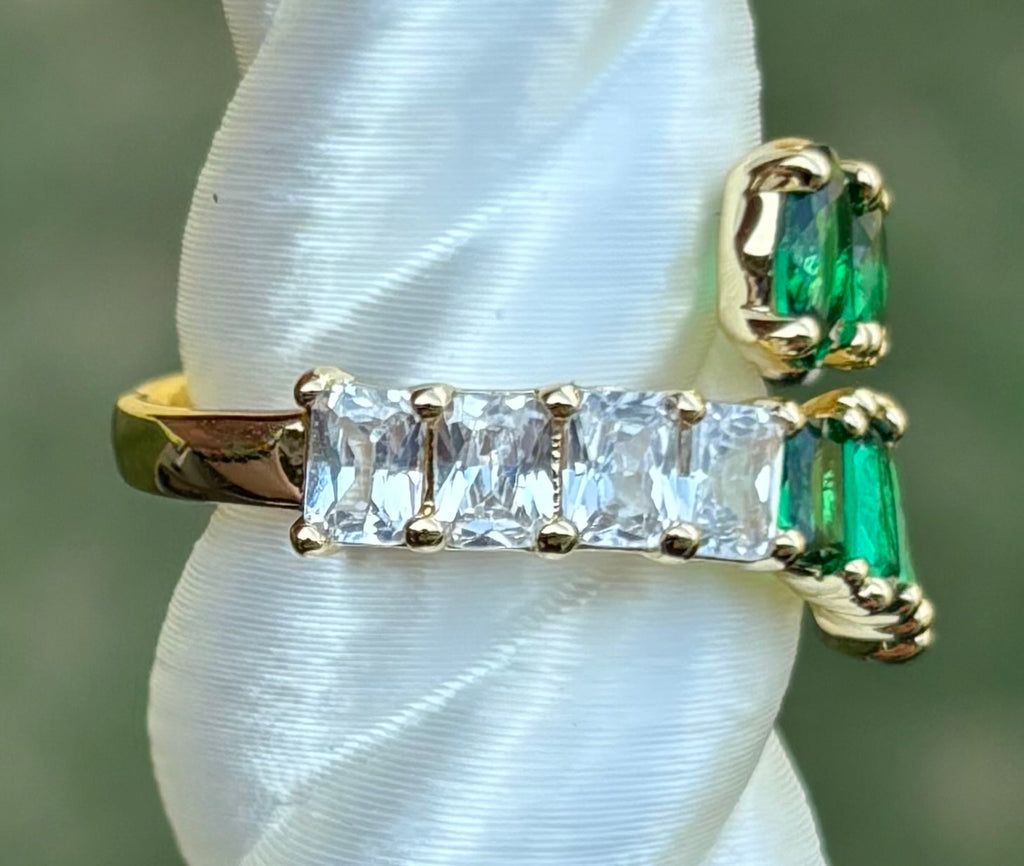 BP Shimmering Green Affair Size 7