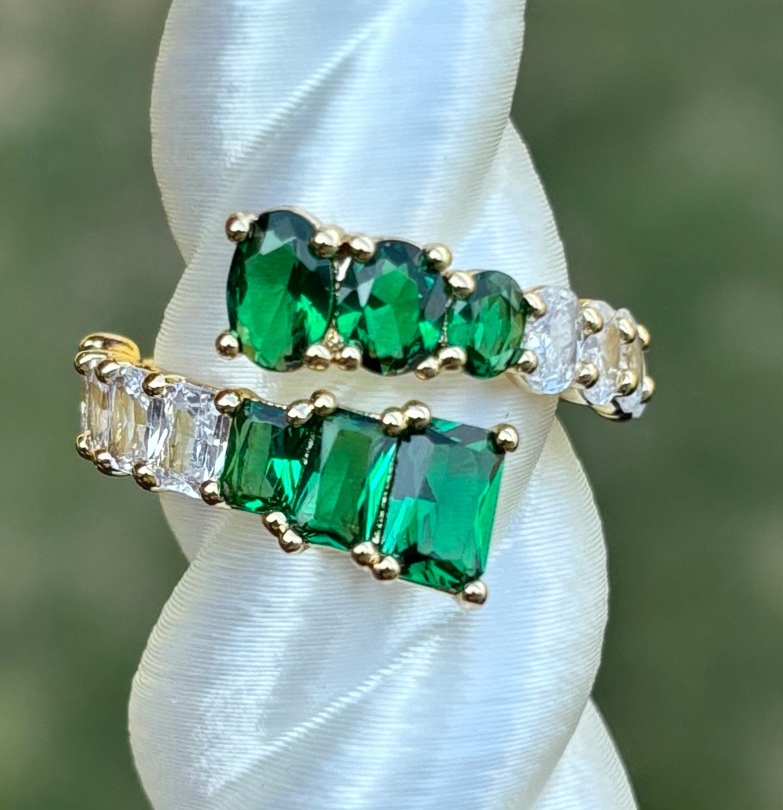 BP Shimmering Green Affair Size 7