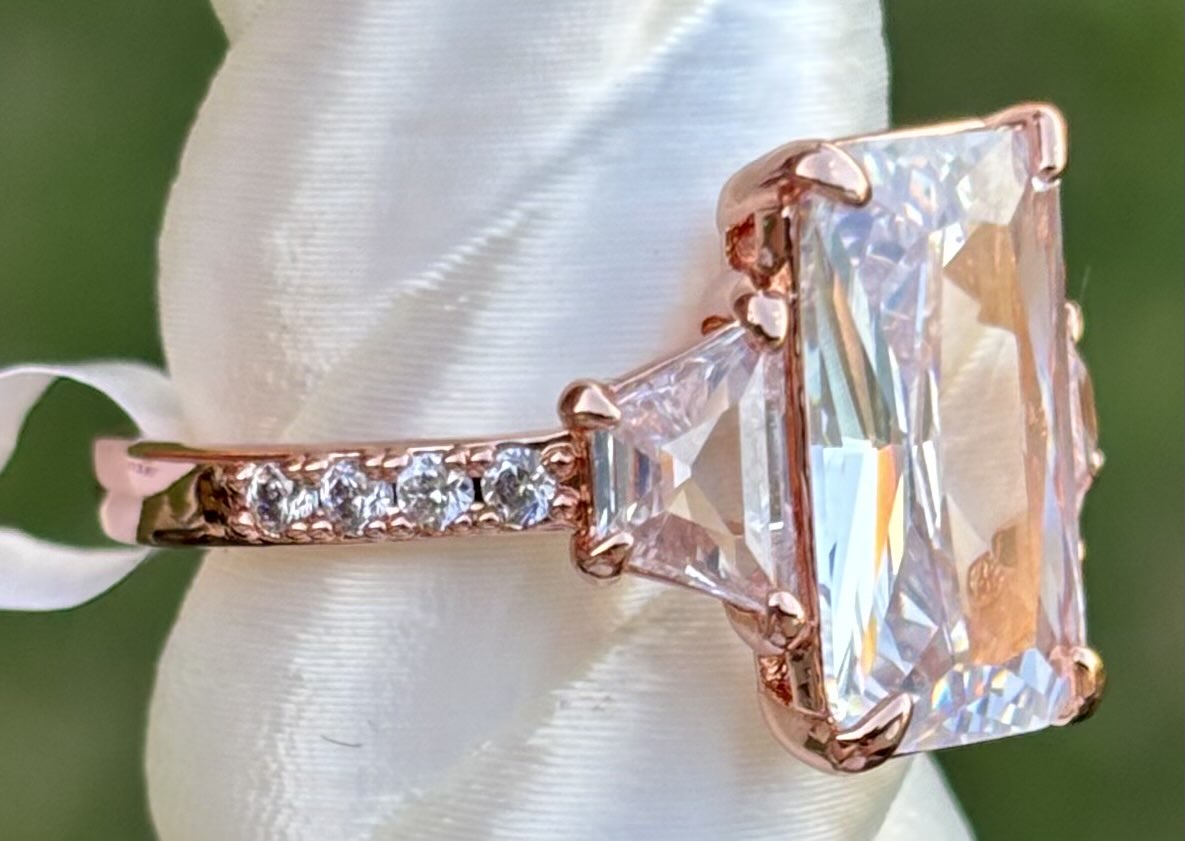 BP Sparkling Reflections Size 9