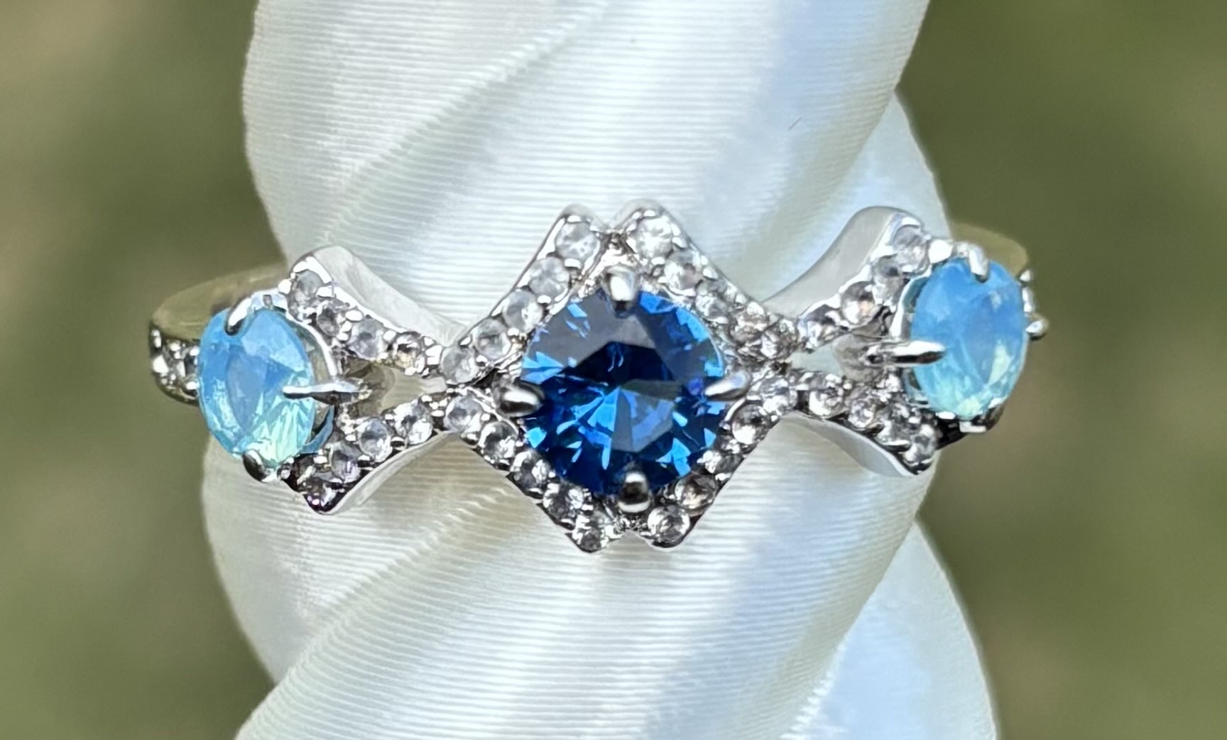 BP The Marguerite Ring Size 10
