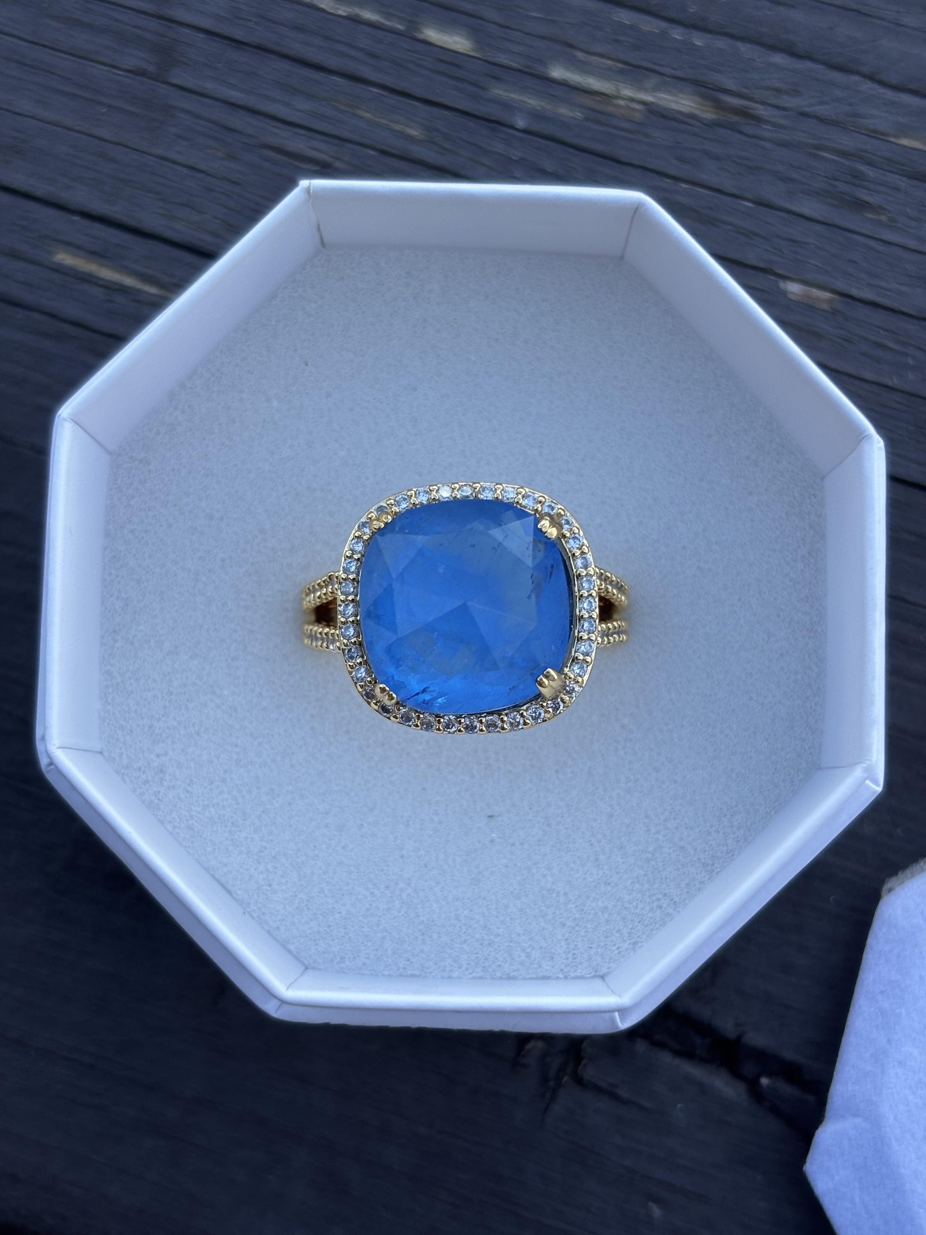 BP Resort Wear Waves Of Beauty Size 9